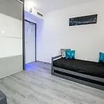 Logis Hotel Le Capricorne 3* Marmande