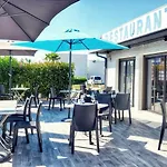 Logis Hotel Le Capricorne 3* Marmande
