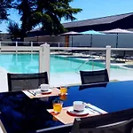 Logis Hotel Le Capricorne 3* Marmande