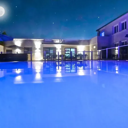 Hotell Logis Le Capricorne