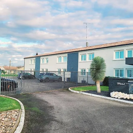 Logis Le Capricorne Hotell Marmande