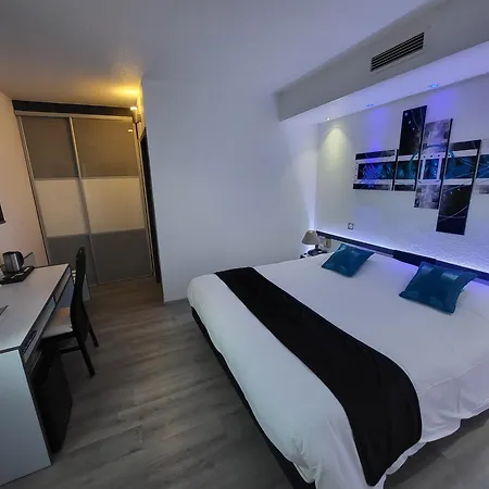 Hotell Logis Le Capricorne