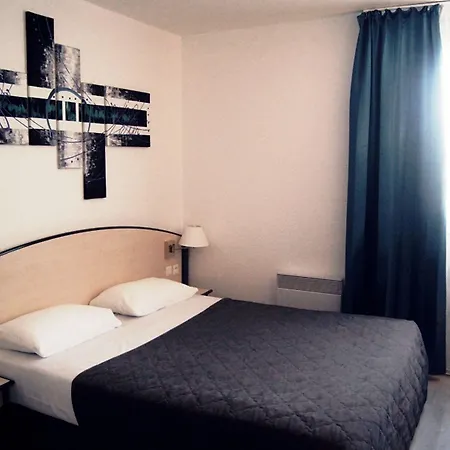 Logis Le Capricorne Hotell Marmande