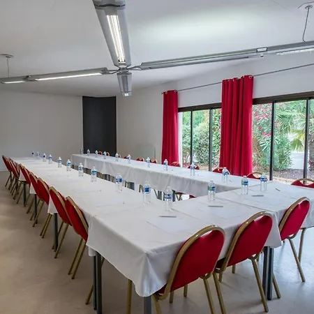 Hotel Logis Le Capricorne Marmande