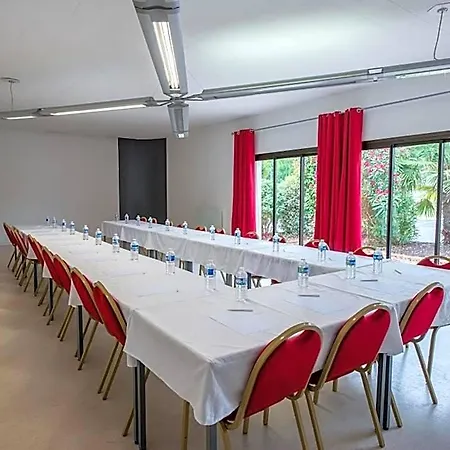Otel Logis Le Capricorne