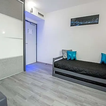 Logis Le Capricorne 3* Marmande