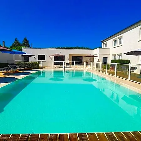 Otel Logis Le Capricorne 3*