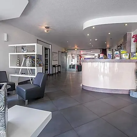 Otel Logis Le Capricorne Marmande