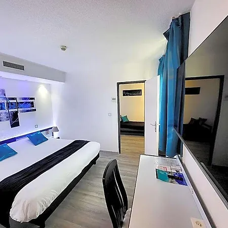 Logis Le Capricorne Otel Marmande