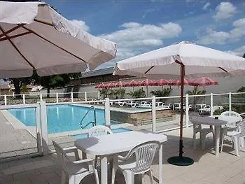 Logis Le Capricorne 3*