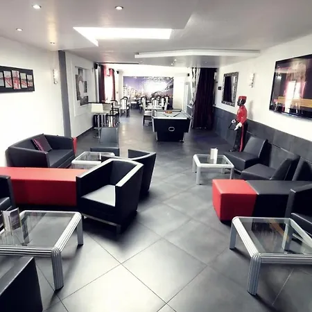 Hotell Logis Le Capricorne 3*
