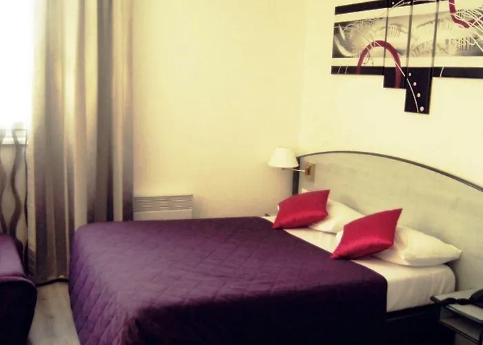 Logis Hotel Le Capricorne Marmande