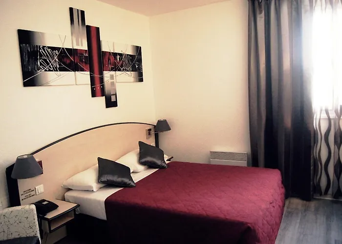 Hotel Logis Hotel Le Capricorne