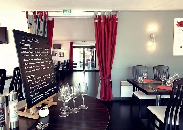 Hotel Logis Hotel Le Capricorne Marmande